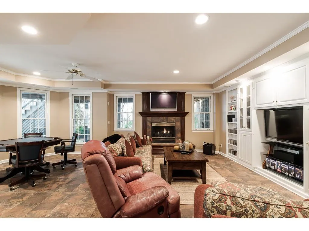 40 Old Stratton Chase, Atlanta, Georgia 30328, 5 Bedrooms Bedrooms, ,5 BathroomsBathrooms,Residential,Sold,40 Old Stratton Chase,6129333