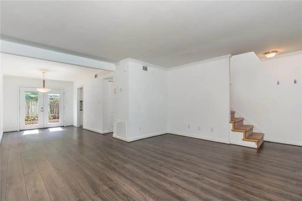 6407 Park Avenue Unit G4, Sandy Springs, Georgia 30342, 2 Bedrooms Bedrooms, ,1 BathroomBathrooms,Residential,Sold,6407 Park Avenue Unit G4,6590929