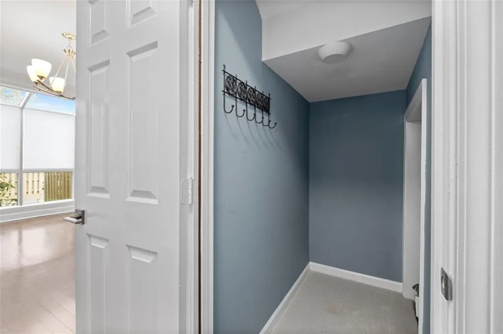 73 Mount Vernon Circle, Sandy Springs, Georgia 30338, 3 Bedrooms Bedrooms, ,2 BathroomsBathrooms,Residential,Sold,73 Mount Vernon Circle,7192972