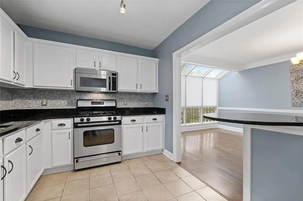 73 Mount Vernon Circle, Sandy Springs, Georgia 30338, 3 Bedrooms Bedrooms, ,2 BathroomsBathrooms,Residential,Sold,73 Mount Vernon Circle,7192972