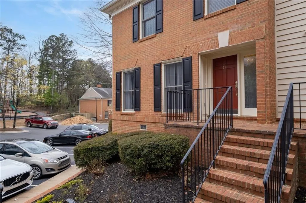 73 Mount Vernon Circle, Sandy Springs, Georgia 30338, 3 Bedrooms Bedrooms, ,2 BathroomsBathrooms,Residential,Sold,73 Mount Vernon Circle,7192972