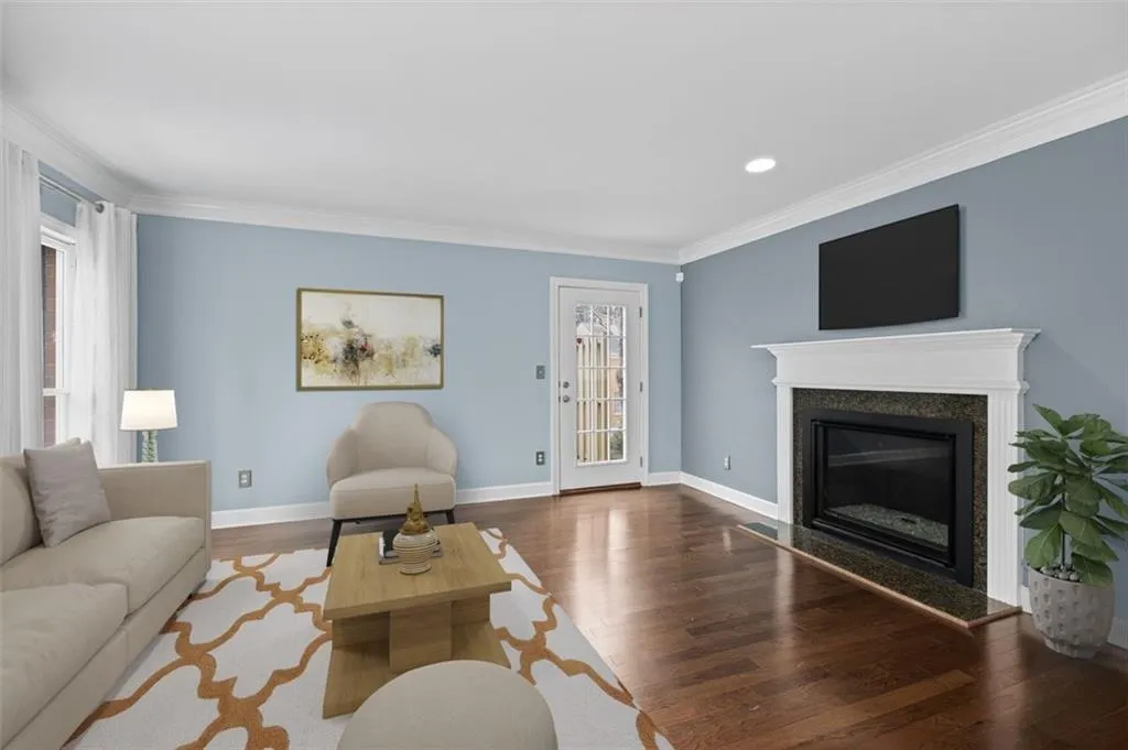 73 Mount Vernon Circle, Sandy Springs, Georgia 30338, 3 Bedrooms Bedrooms, ,2 BathroomsBathrooms,Residential,Sold,73 Mount Vernon Circle,7192972