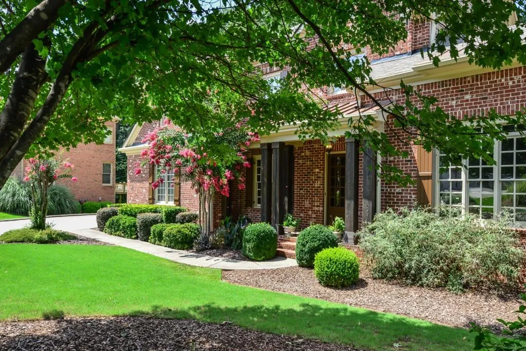 245 Lake Summit View, Atlanta, Georgia 30342, 5 Bedrooms Bedrooms, ,4 BathroomsBathrooms,Residential,Sold,245 Lake Summit View,5718877