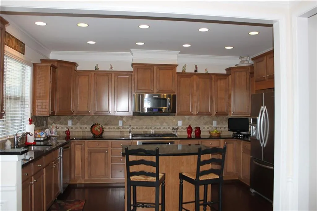 545 Sarabrook Place, Sandy Springs, Georgia 30342, 4 Bedrooms Bedrooms, ,3 BathroomsBathrooms,Residential,Sold,545 Sarabrook Place,5858480