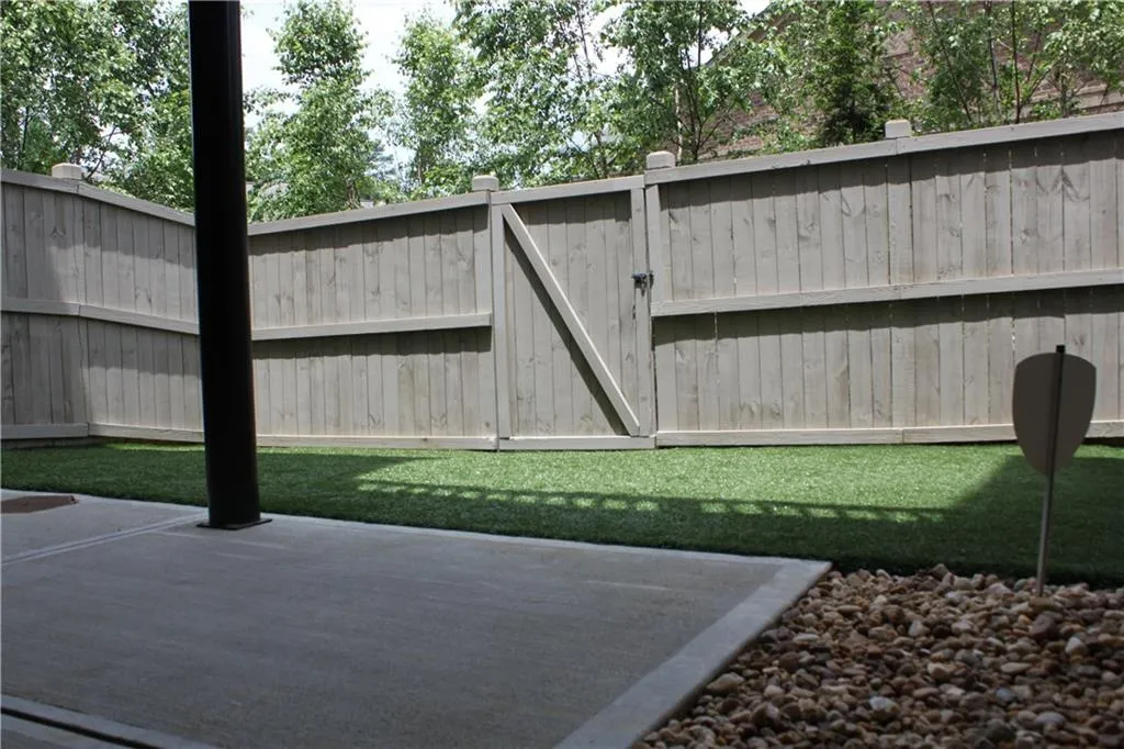 545 Sarabrook Place, Sandy Springs, Georgia 30342, 4 Bedrooms Bedrooms, ,3 BathroomsBathrooms,Residential,Sold,545 Sarabrook Place,5858480