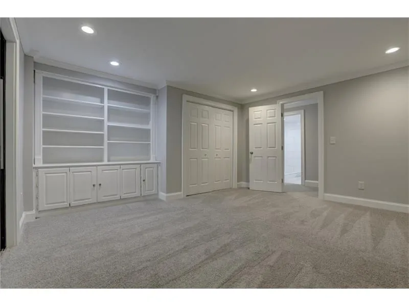 10 Braemore Drive Unit 10, Sandy Springs, Georgia 30328, 4 Bedrooms Bedrooms, ,3 BathroomsBathrooms,Residential,Sold,10 Braemore Drive Unit 10,5946606