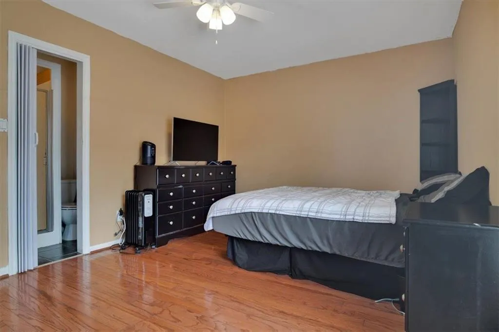 5659 Kingsport Drive Unit 6, Atlanta, Georgia 30342, 2 Bedrooms Bedrooms, ,2 BathroomsBathrooms,Residential,Sold,5659 Kingsport Drive Unit 6,6907655