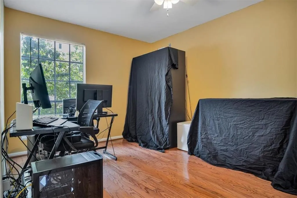 5659 Kingsport Drive Unit 6, Atlanta, Georgia 30342, 2 Bedrooms Bedrooms, ,2 BathroomsBathrooms,Residential,Sold,5659 Kingsport Drive Unit 6,6907655