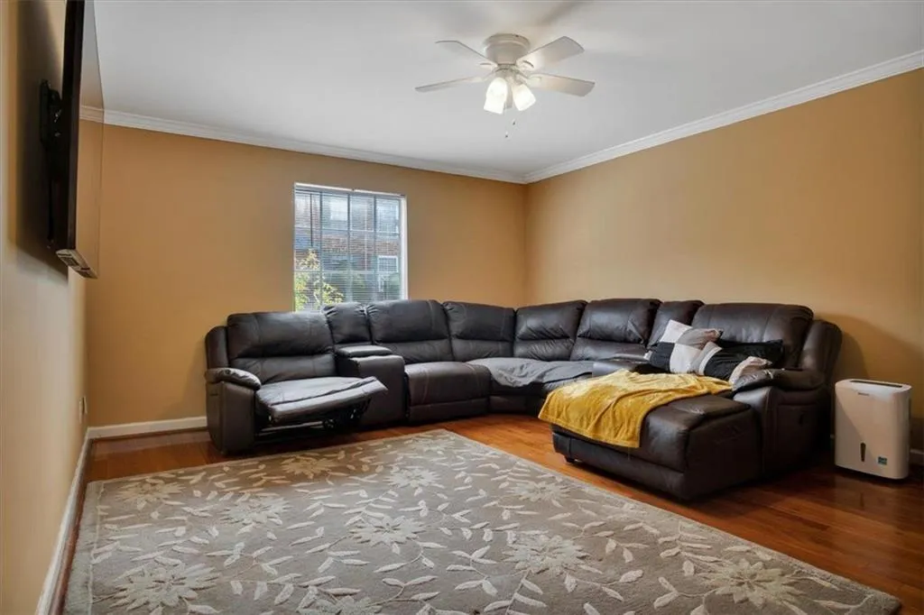 5659 Kingsport Drive Unit 6, Atlanta, Georgia 30342, 2 Bedrooms Bedrooms, ,2 BathroomsBathrooms,Residential,Sold,5659 Kingsport Drive Unit 6,6907655