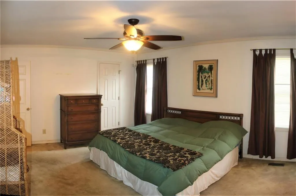 640 Towergate Place, Sandy Springs, Georgia 30350, 3 Bedrooms Bedrooms, ,2 BathroomsBathrooms,Residential,Sold,640 Towergate Place,7099022