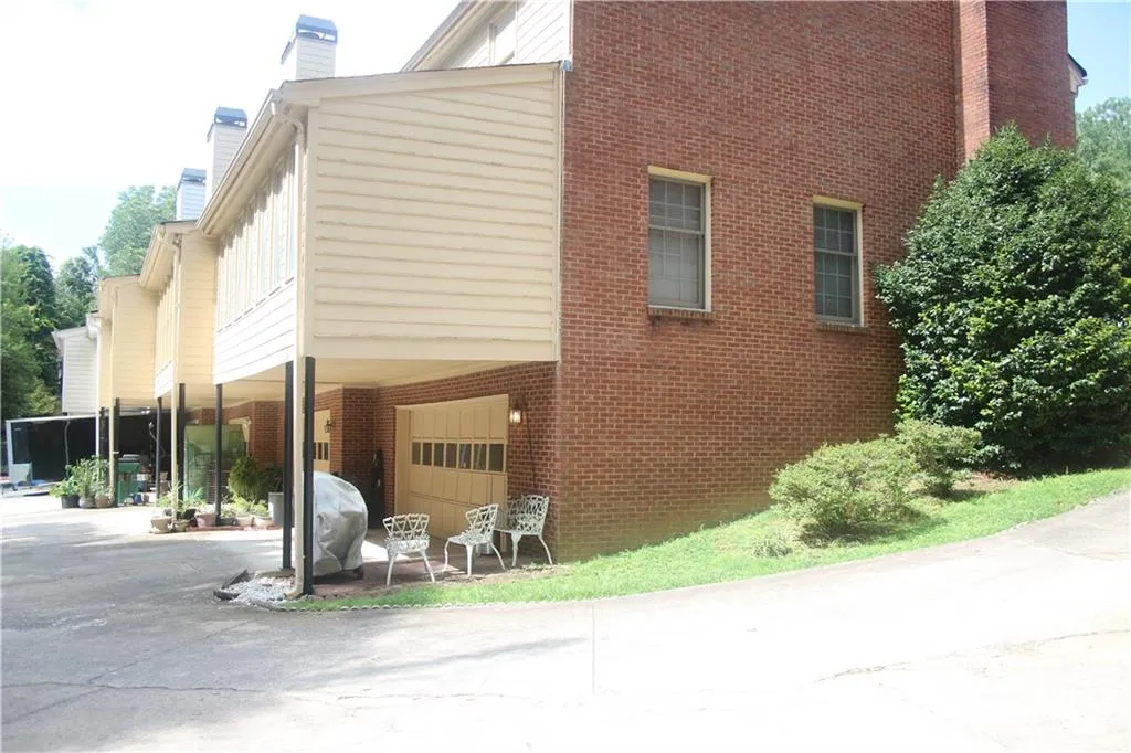 640 Towergate Place, Sandy Springs, Georgia 30350, 3 Bedrooms Bedrooms, ,2 BathroomsBathrooms,Residential,Sold,640 Towergate Place,7099022