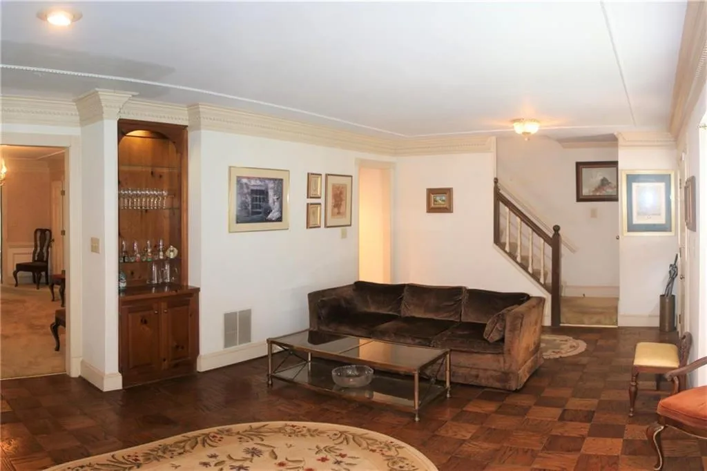 640 Towergate Place, Sandy Springs, Georgia 30350, 3 Bedrooms Bedrooms, ,2 BathroomsBathrooms,Residential,Sold,640 Towergate Place,7099022