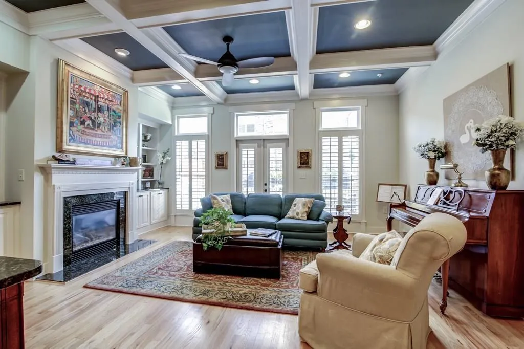 1010 River Vista Drive Unit 1010, Atlanta, Georgia 30339, 4 Bedrooms Bedrooms, ,4 BathroomsBathrooms,Residential,Sold,1010 River Vista Drive Unit 1010,5747765
