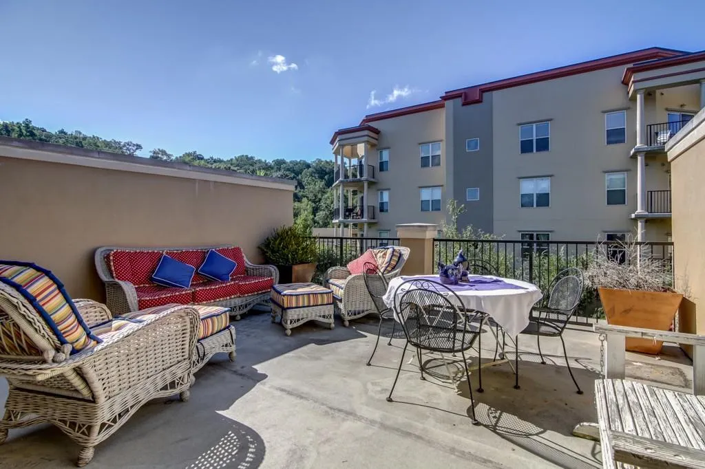 1010 River Vista Drive Unit 1010, Atlanta, Georgia 30339, 4 Bedrooms Bedrooms, ,4 BathroomsBathrooms,Residential,Sold,1010 River Vista Drive Unit 1010,5747765
