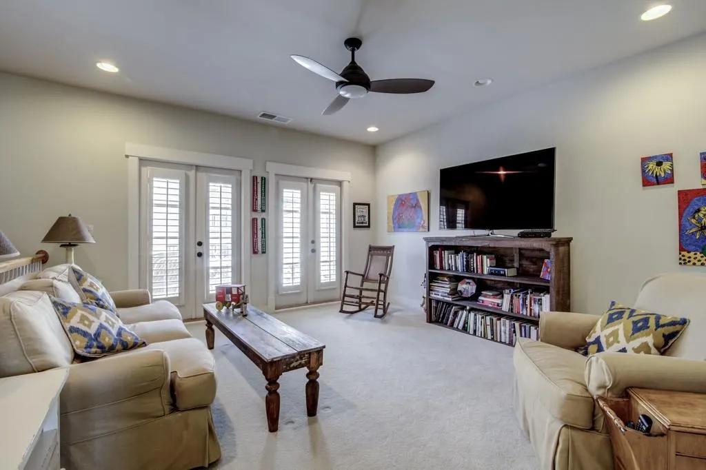 1010 River Vista Drive Unit 1010, Atlanta, Georgia 30339, 4 Bedrooms Bedrooms, ,4 BathroomsBathrooms,Residential,Sold,1010 River Vista Drive Unit 1010,5747765