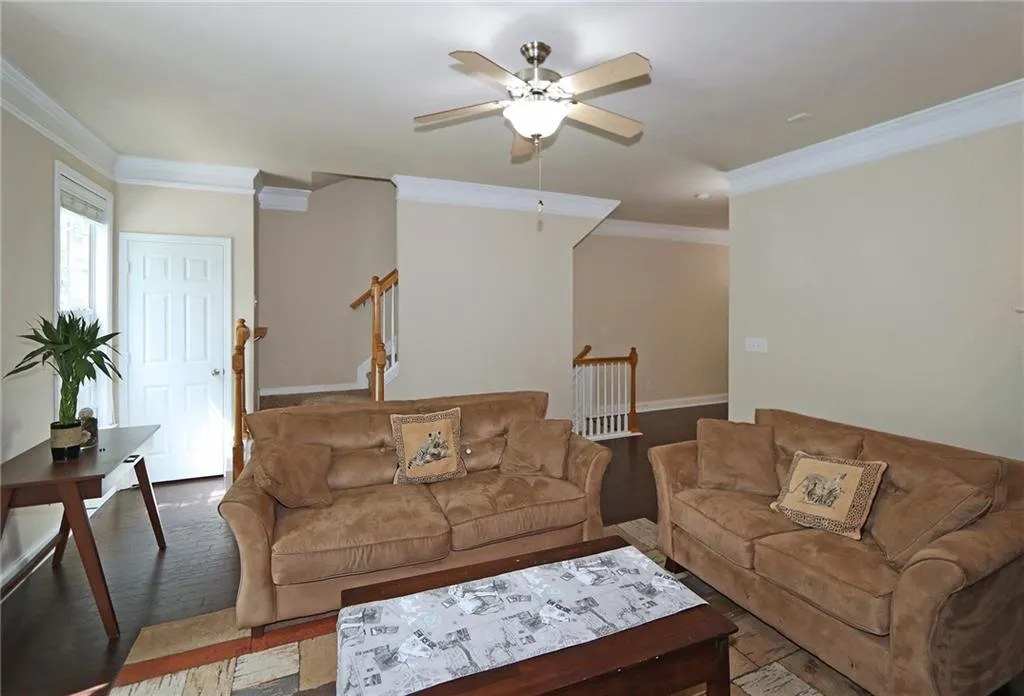 703 Coligny Court, Sandy Springs, Georgia 30350, 3 Bedrooms Bedrooms, ,3 BathroomsBathrooms,Residential,Sold,703 Coligny Court,6029622