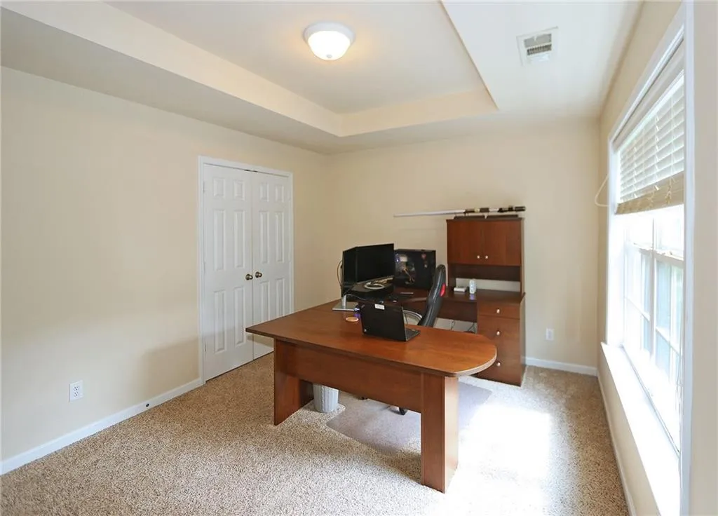 703 Coligny Court, Sandy Springs, Georgia 30350, 3 Bedrooms Bedrooms, ,3 BathroomsBathrooms,Residential,Sold,703 Coligny Court,6029622