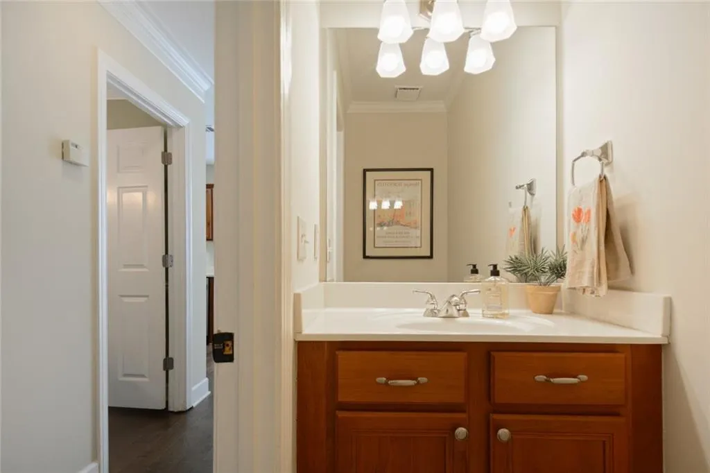 84 Mount Vernon Circle, Sandy Springs, Georgia 30338, 2 Bedrooms Bedrooms, ,2 BathroomsBathrooms,Residential,Sold,84 Mount Vernon Circle,6871751