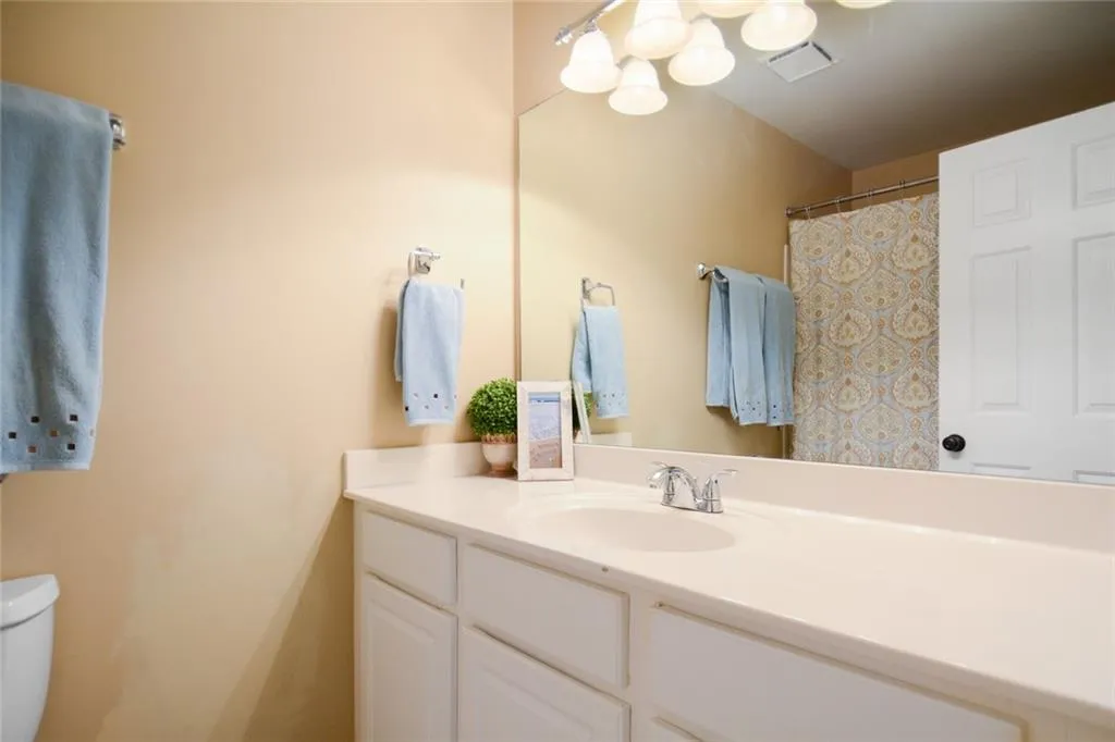 84 Mount Vernon Circle, Sandy Springs, Georgia 30338, 2 Bedrooms Bedrooms, ,2 BathroomsBathrooms,Residential,Sold,84 Mount Vernon Circle,6871751