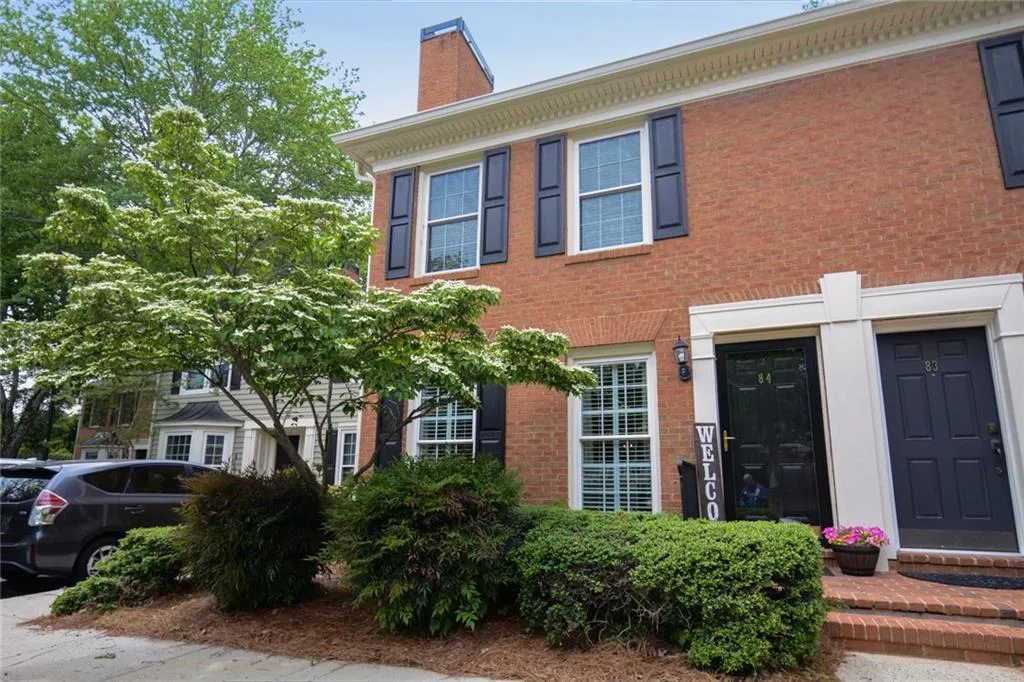 84 Mount Vernon Circle, Sandy Springs, Georgia 30338, 2 Bedrooms Bedrooms, ,2 BathroomsBathrooms,Residential,Sold,84 Mount Vernon Circle,6871751