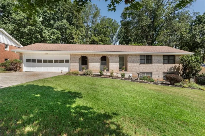 Welcome Home to your lovely all Brick home in Lashley Acres