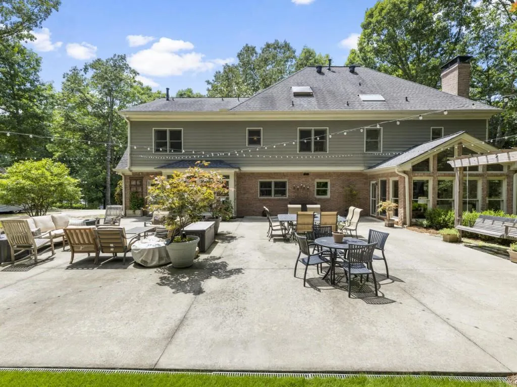 7515 Bridgegate Court, Atlanta, Georgia 30350, 6 Bedrooms Bedrooms, ,4 BathroomsBathrooms,Residential,Sold,7515 Bridgegate Court,7087893