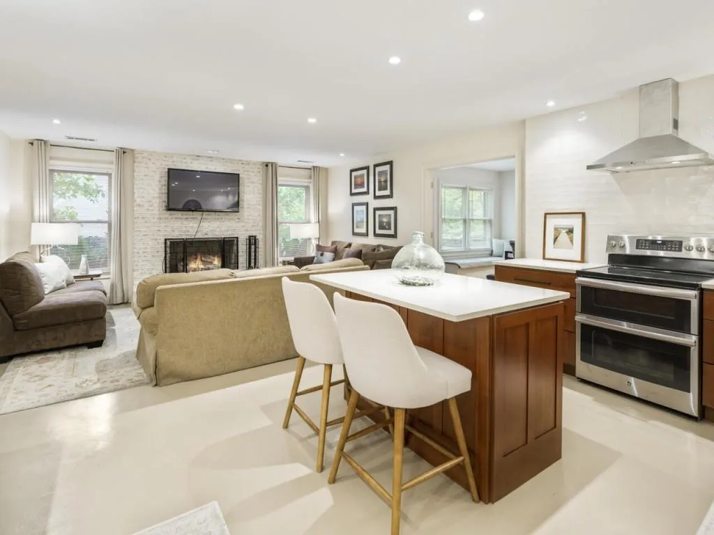 7515 Bridgegate Court, Atlanta, Georgia 30350, 6 Bedrooms Bedrooms, ,4 BathroomsBathrooms,Residential,Sold,7515 Bridgegate Court,7087893