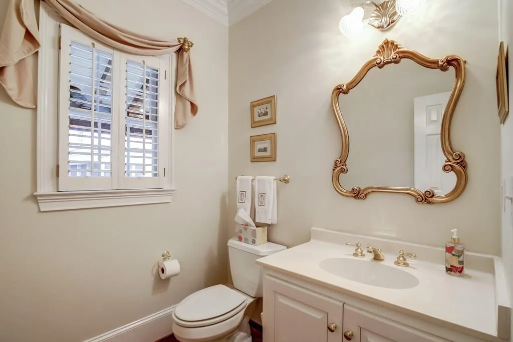 4400 Highgrove Pointe, Sandy Springs, Georgia 30319, 4 Bedrooms Bedrooms, ,3 BathroomsBathrooms,Residential,Sold,4400 Highgrove Pointe,5781186