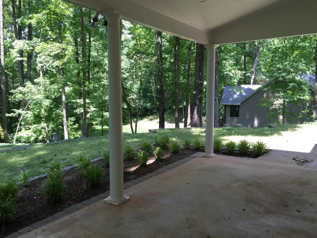 445 River Valley Road, Atlanta, Georgia 30328, 4 Bedrooms Bedrooms, ,2 BathroomsBathrooms,Residential,Sold,445 River Valley Road,5689321