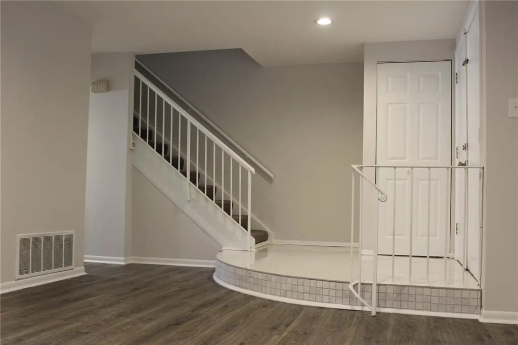 7346 Cardigan Circle, Atlanta, Georgia 30328, 3 Bedrooms Bedrooms, ,2 BathroomsBathrooms,Residential,Sold,7346 Cardigan Circle,6535556