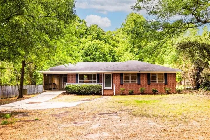 1431 S Broad Street, Monroe, Georgia 30655