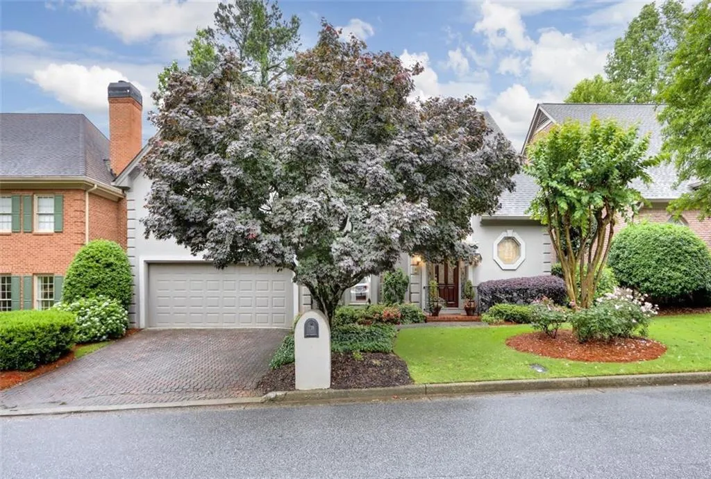125 Grosvenor Place, Atlanta, Georgia 30328, 4 Bedrooms Bedrooms, ,3 BathroomsBathrooms,Residential,Sold,125 Grosvenor Place,6920478