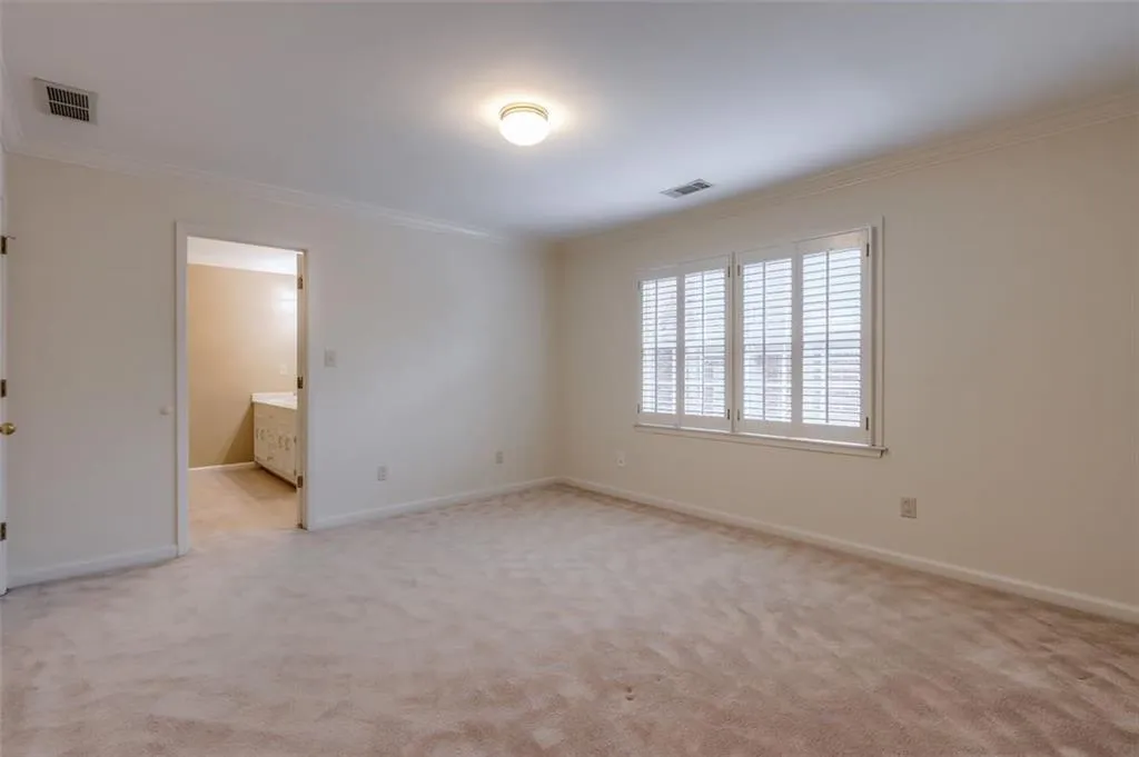 125 Grosvenor Place, Atlanta, Georgia 30328, 4 Bedrooms Bedrooms, ,3 BathroomsBathrooms,Residential,Sold,125 Grosvenor Place,6920478