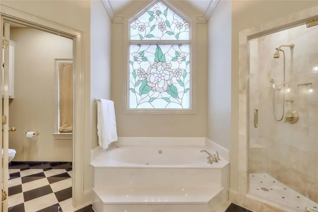 125 Grosvenor Place, Atlanta, Georgia 30328, 4 Bedrooms Bedrooms, ,3 BathroomsBathrooms,Residential,Sold,125 Grosvenor Place,6920478