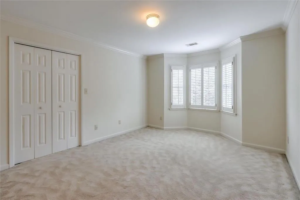125 Grosvenor Place, Atlanta, Georgia 30328, 4 Bedrooms Bedrooms, ,3 BathroomsBathrooms,Residential,Sold,125 Grosvenor Place,6920478
