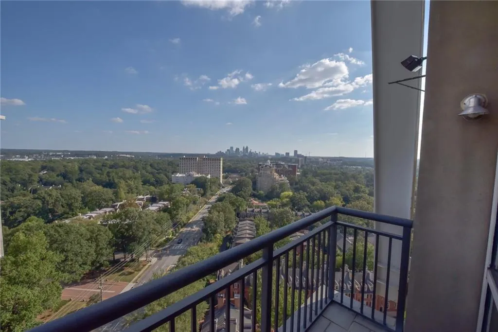 2626 Peachtree Road Nw Unit 1903, Atlanta, Georgia 30305, 2 Bedrooms Bedrooms, ,2 BathroomsBathrooms,Residential,Sold,2626 Peachtree Road Nw Unit 1903,5913076