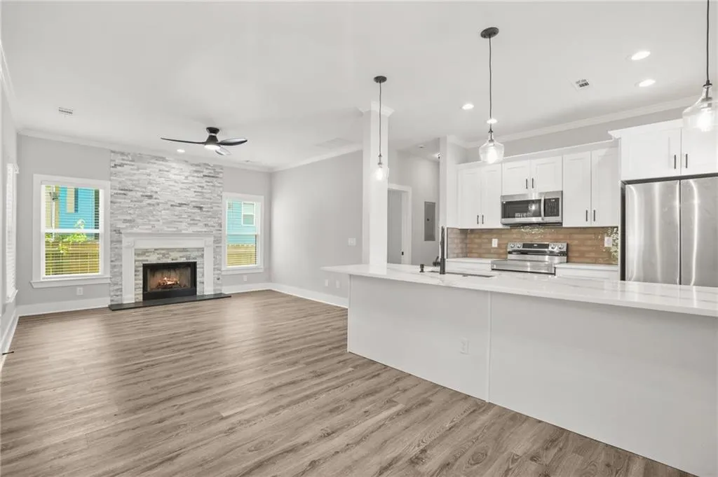 Open Concept Living!
