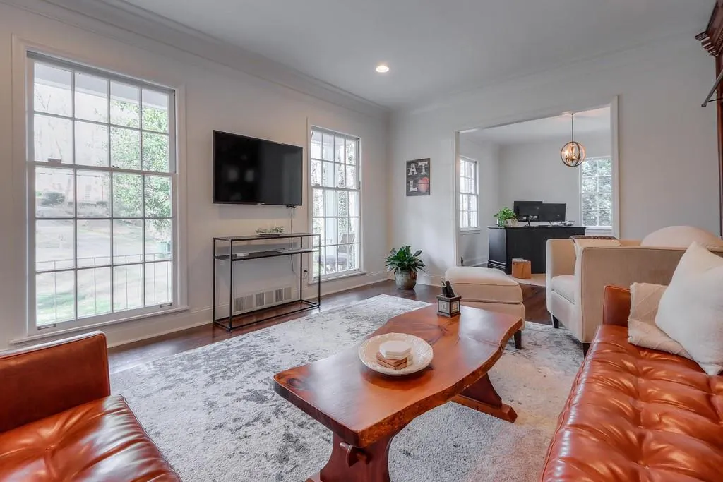 5555 Sherrell Drive Ne, Atlanta, Georgia 30342, 2 Bedrooms Bedrooms, ,2 BathroomsBathrooms,Residential,Sold,5555 Sherrell Drive Ne,6820396