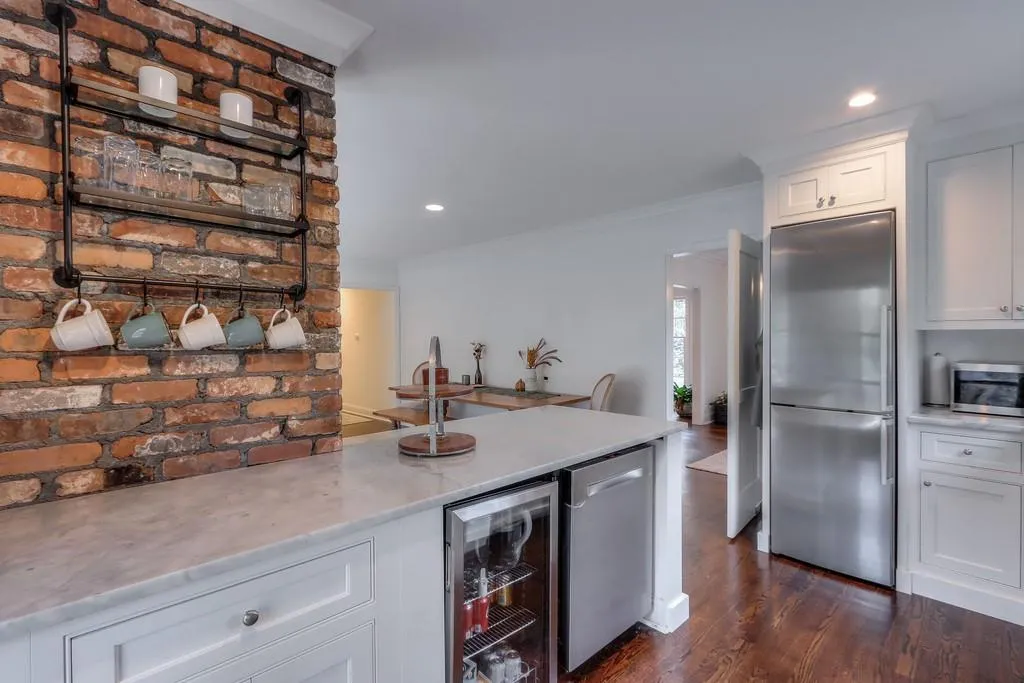 5555 Sherrell Drive Ne, Atlanta, Georgia 30342, 2 Bedrooms Bedrooms, ,2 BathroomsBathrooms,Residential,Sold,5555 Sherrell Drive Ne,6820396