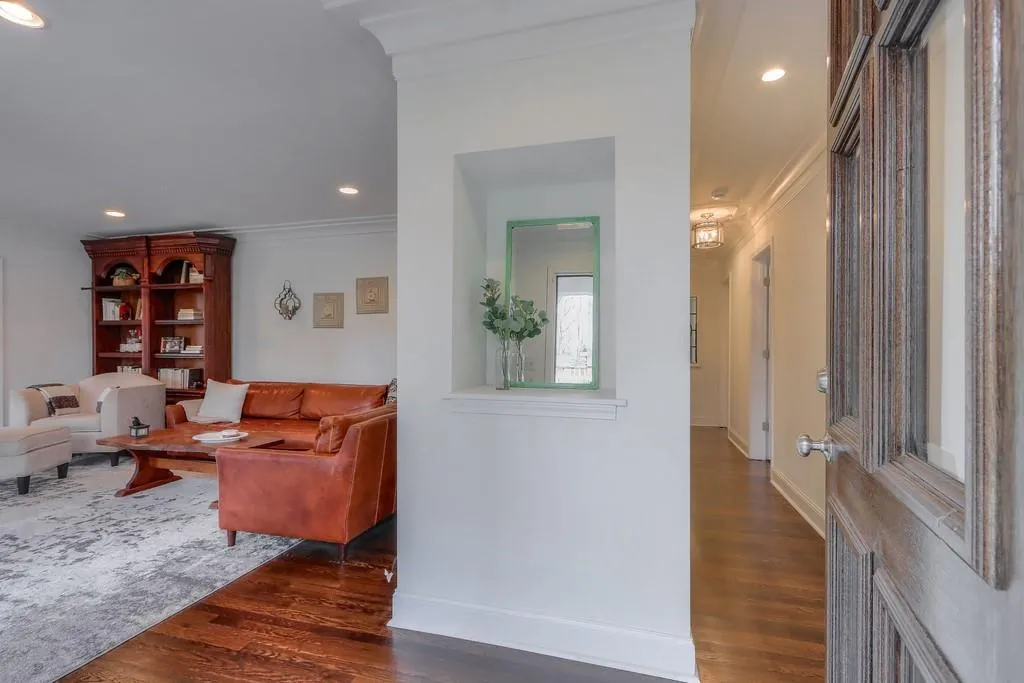 5555 Sherrell Drive Ne, Atlanta, Georgia 30342, 2 Bedrooms Bedrooms, ,2 BathroomsBathrooms,Residential,Sold,5555 Sherrell Drive Ne,6820396