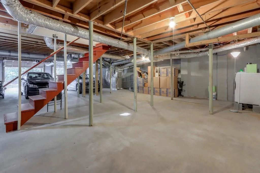 5555 Sherrell Drive Ne, Atlanta, Georgia 30342, 2 Bedrooms Bedrooms, ,2 BathroomsBathrooms,Residential,Sold,5555 Sherrell Drive Ne,6820396