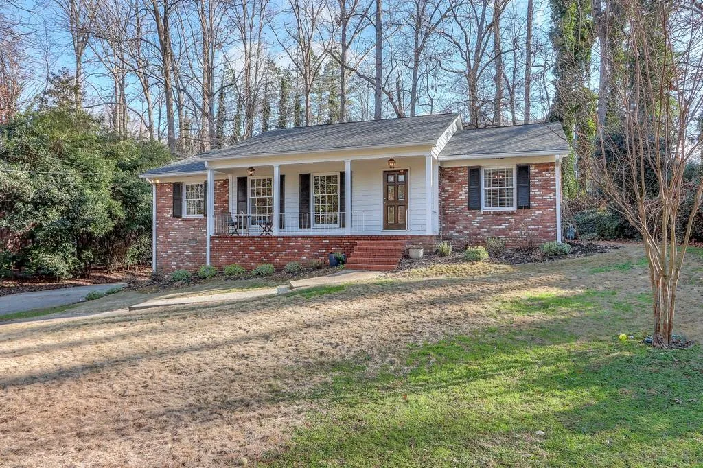 5555 Sherrell Drive Ne, Atlanta, Georgia 30342, 2 Bedrooms Bedrooms, ,2 BathroomsBathrooms,Residential,Sold,5555 Sherrell Drive Ne,6820396