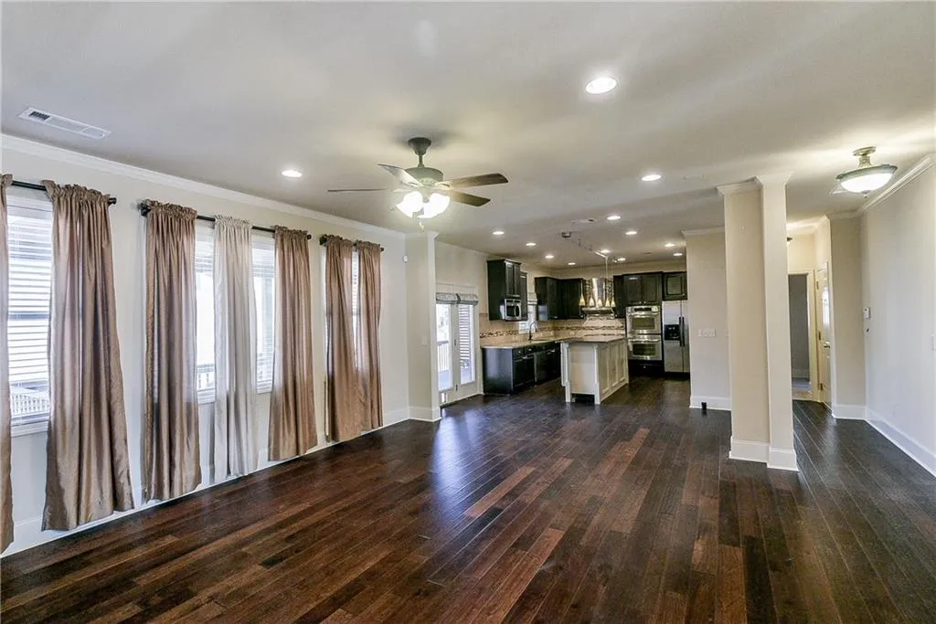 7790 Stratford Lane, Atlanta, Georgia 30350, 6 Bedrooms Bedrooms, ,4 BathroomsBathrooms,Residential,Sold,7790 Stratford Lane,6540651