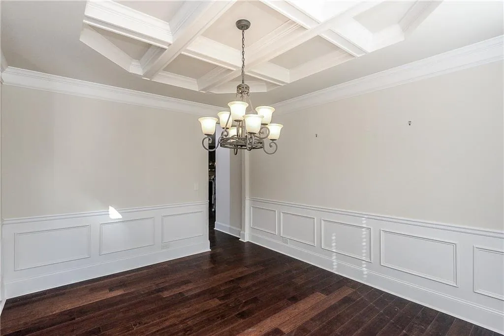 7790 Stratford Lane, Atlanta, Georgia 30350, 6 Bedrooms Bedrooms, ,4 BathroomsBathrooms,Residential,Sold,7790 Stratford Lane,6540651
