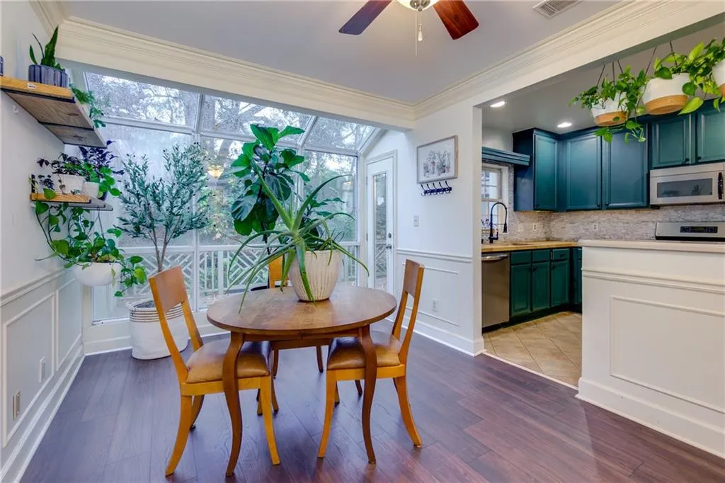 111 Mount Vernon Circle, Atlanta, Georgia 30338, 2 Bedrooms Bedrooms, ,2 BathroomsBathrooms,Residential,Sold,111 Mount Vernon Circle,7489508