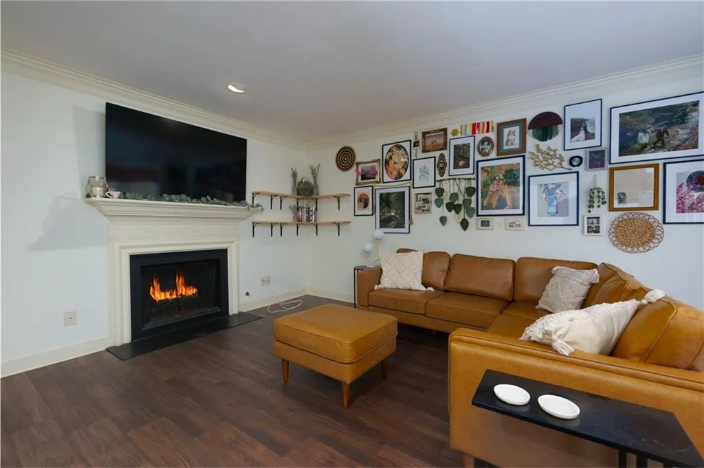 111 Mount Vernon Circle, Atlanta, Georgia 30338, 2 Bedrooms Bedrooms, ,2 BathroomsBathrooms,Residential,Sold,111 Mount Vernon Circle,7489508