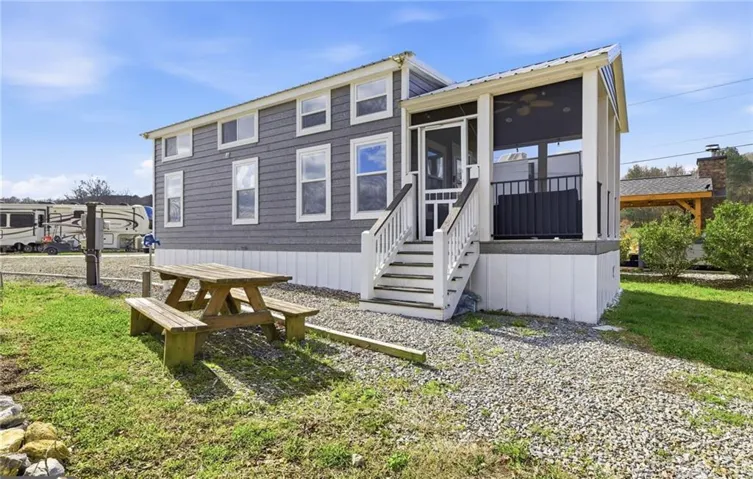 102 Mountain Meadows Drive, Morganton, Georgia 30560