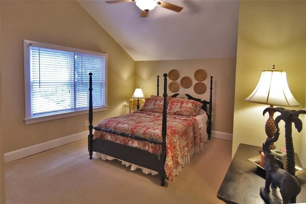 34 Greenland Trace, Sandy Springs, Georgia 30342, 4 Bedrooms Bedrooms, ,4 BathroomsBathrooms,Residential,Sold,34 Greenland Trace,5685502