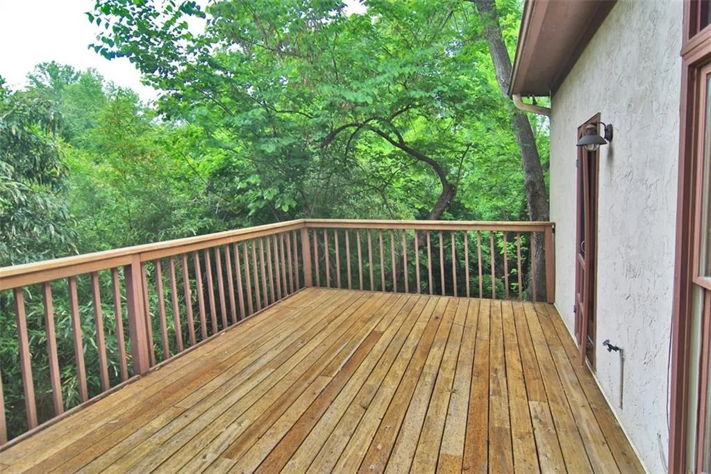 34 Greenland Trace, Sandy Springs, Georgia 30342, 4 Bedrooms Bedrooms, ,4 BathroomsBathrooms,Residential,Sold,34 Greenland Trace,5685502