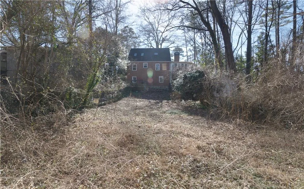 100 Mount Paran Road Ne, Sandy Springs, Georgia 30342, 3 Bedrooms Bedrooms, ,2 BathroomsBathrooms,Residential,Sold,100 Mount Paran Road Ne,7174178